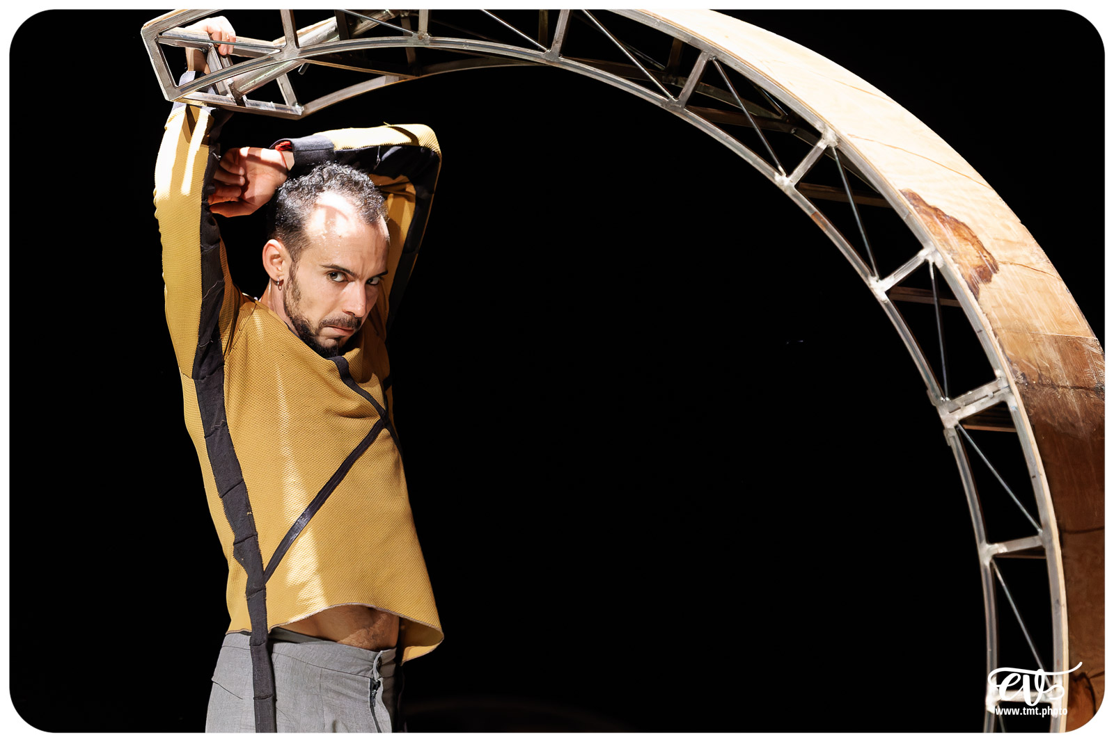 ESENCIAL (VAIVEN CIRCO)